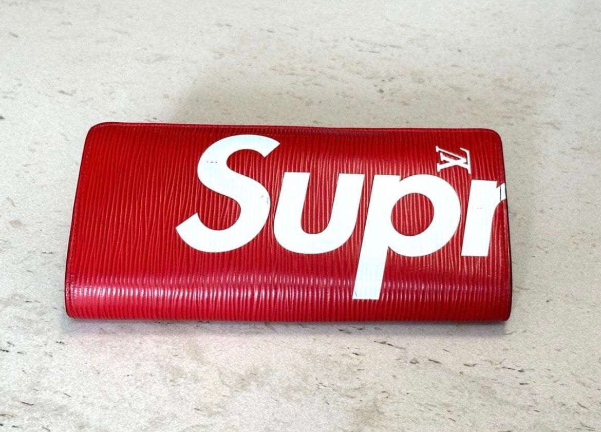 Louis Vuitton x Supreme Portefeuille Brazza "Red"
