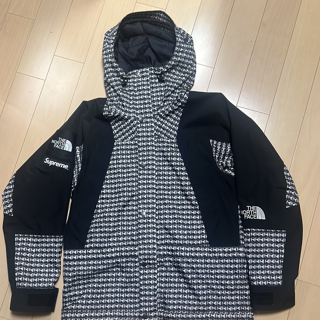 Supreme x The North Face Studded Mountain Light Jacket "Black"