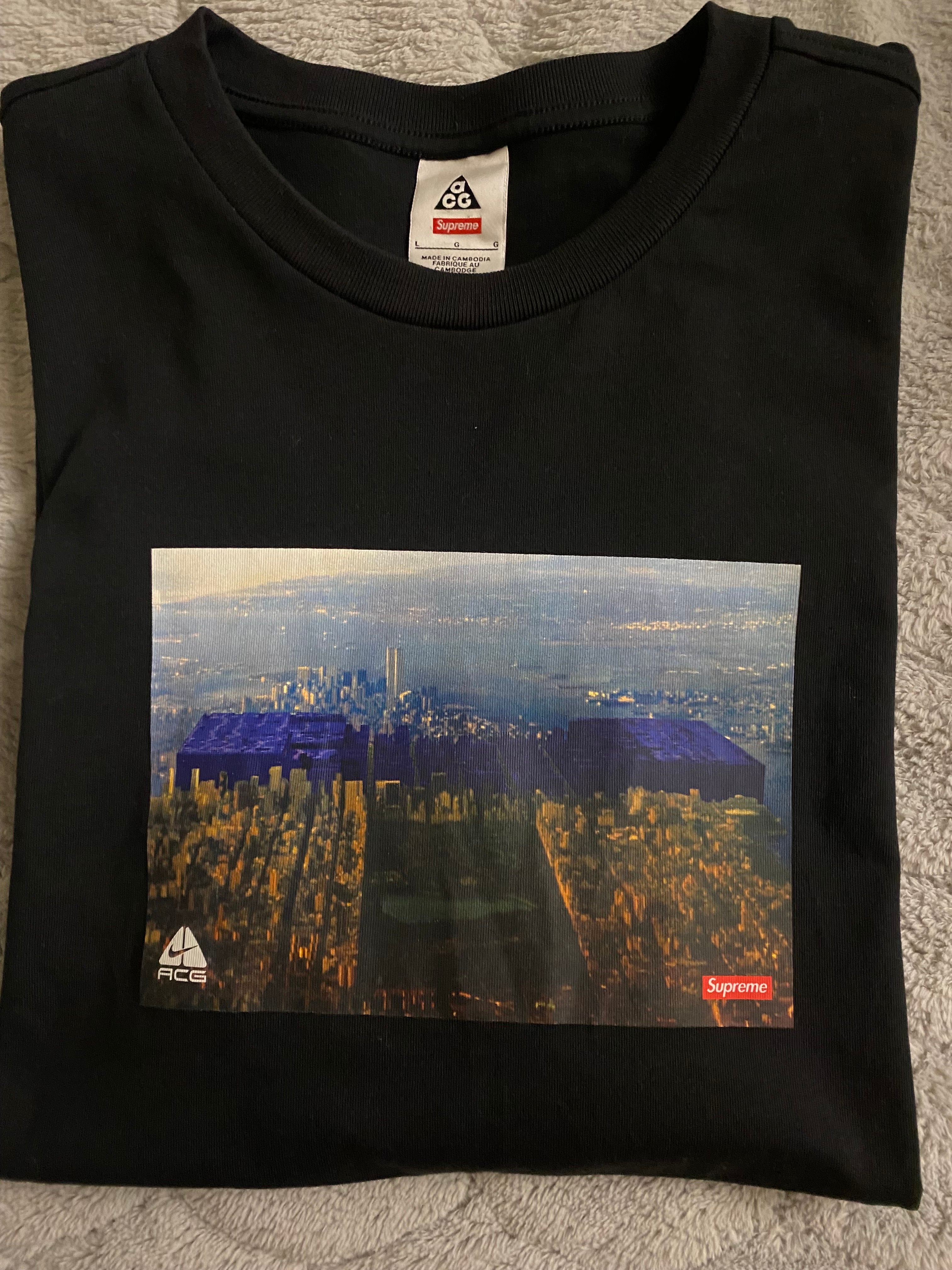 Supreme Nike ACG Grid Tee "Black"