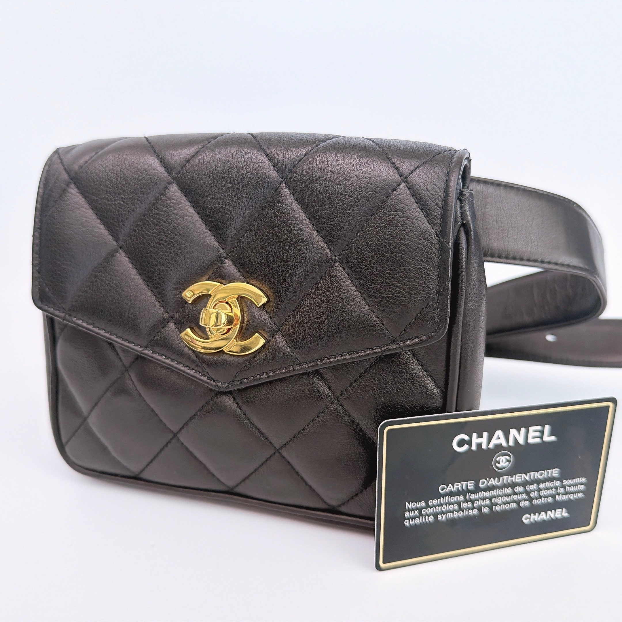 CHANEL シャネル ココマーク マトラッセ ウエストバッグ ポシェット ラムスキン ブラック