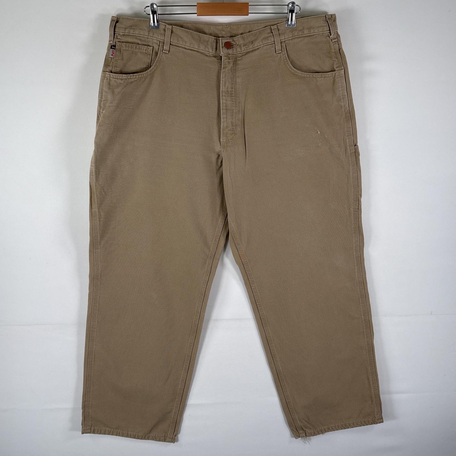 古着 カーハート Carhartt ワークパンツ ダック地 ペインター ワンポイントロゴ カーゴ 作業着 ジップ w42 L30  ベージュ メンズ