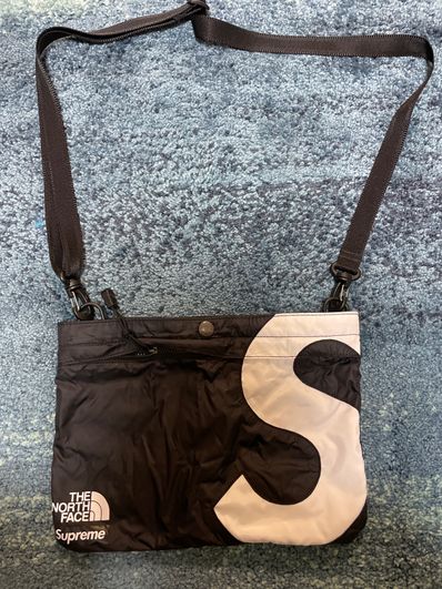 Supreme x The North Face S Logo Shoulder Bag "Black"