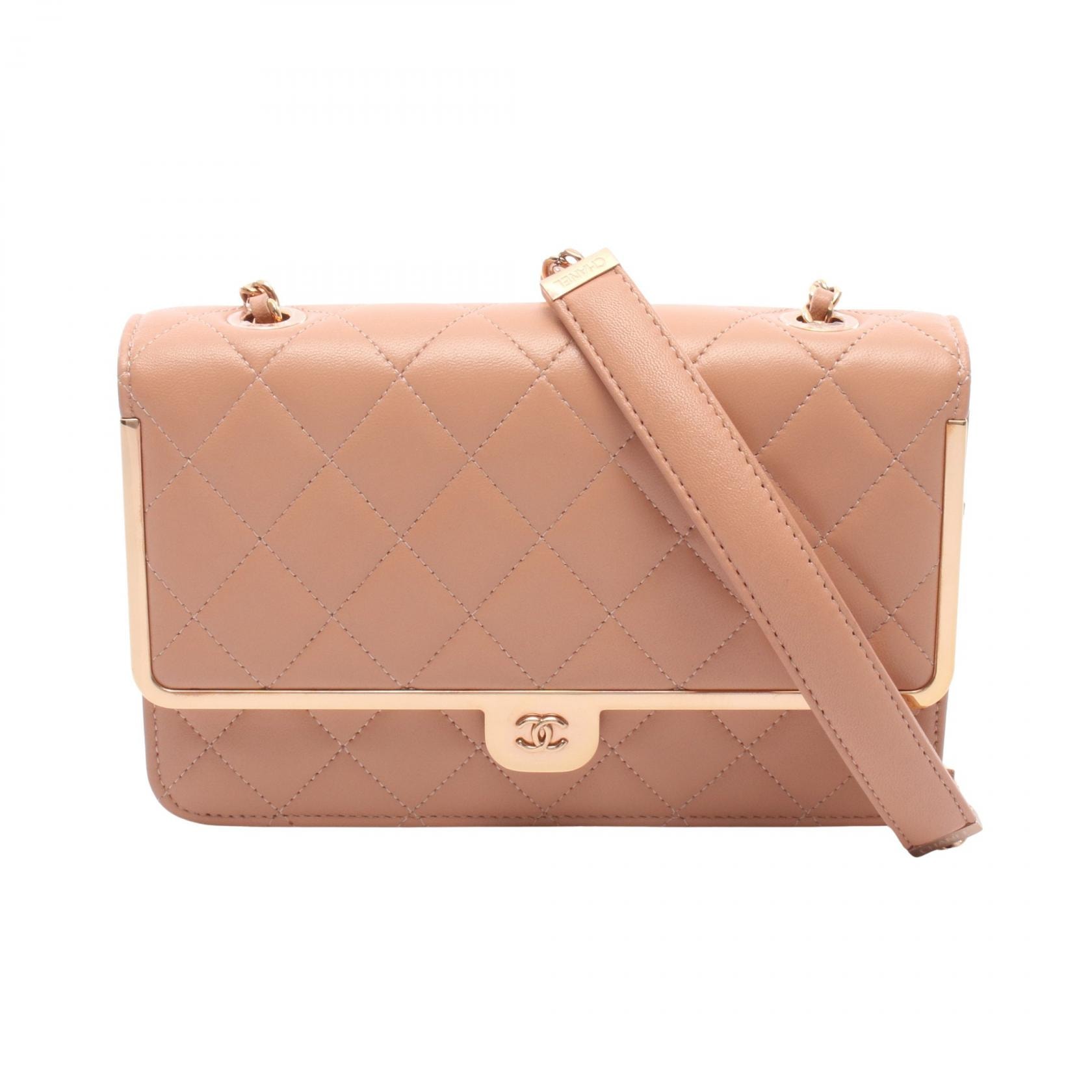 シャネル CHANEL マトラッセ ショルダーバッグ バッグ ラムスキン(羊革) レディース ピンク系 【中古】