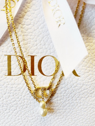 DIOR CD ロゴ パールネックレス ゴールド