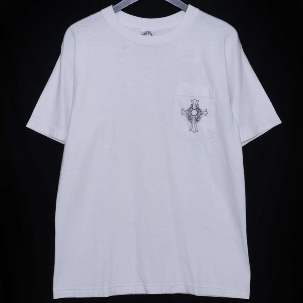 CHROME HEARTS オールド ロサンゼルス限定 バックスクロールラベルプリント CHクロスポケットTシャツ