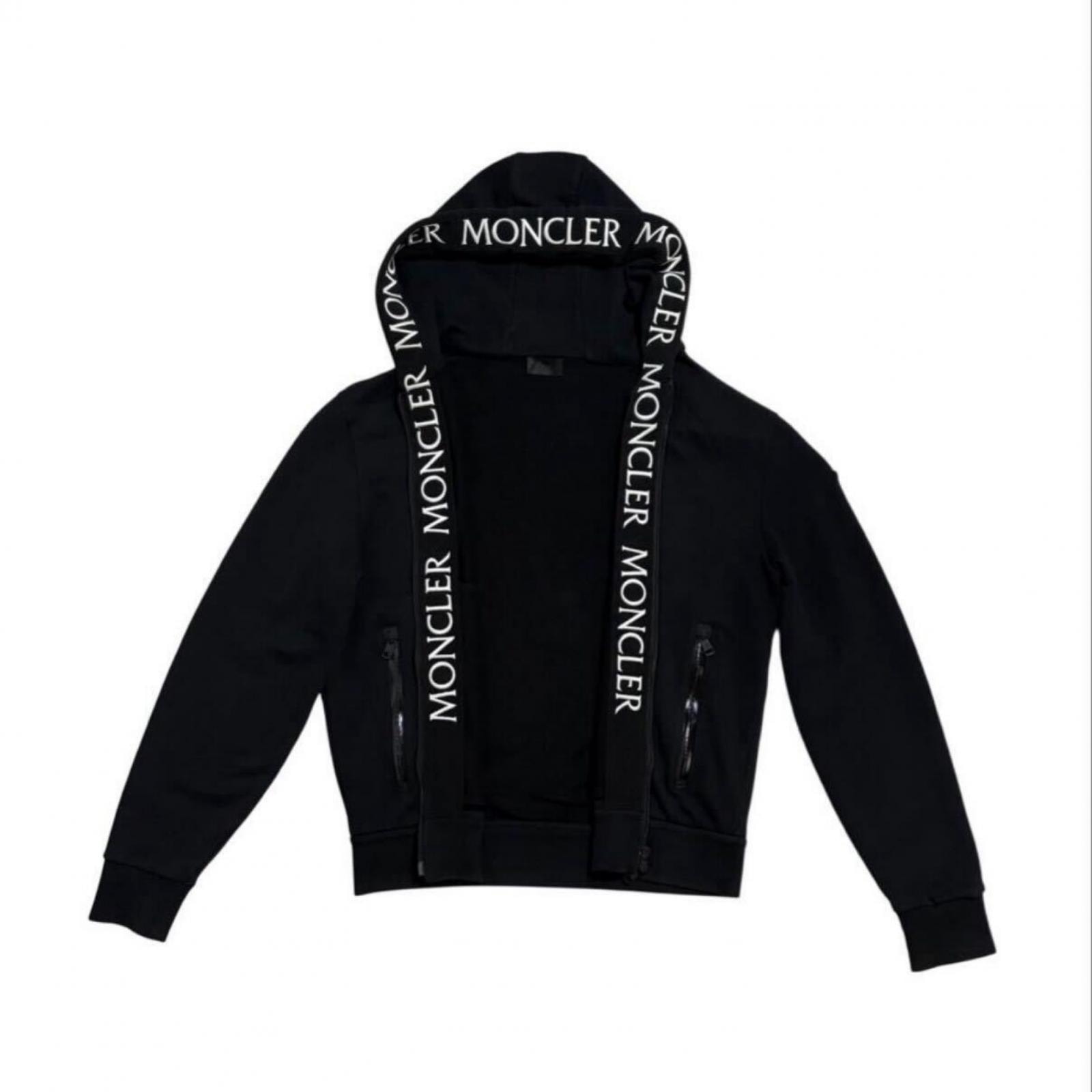 モンクレールF20918G78500V8183 パーカー メンズ