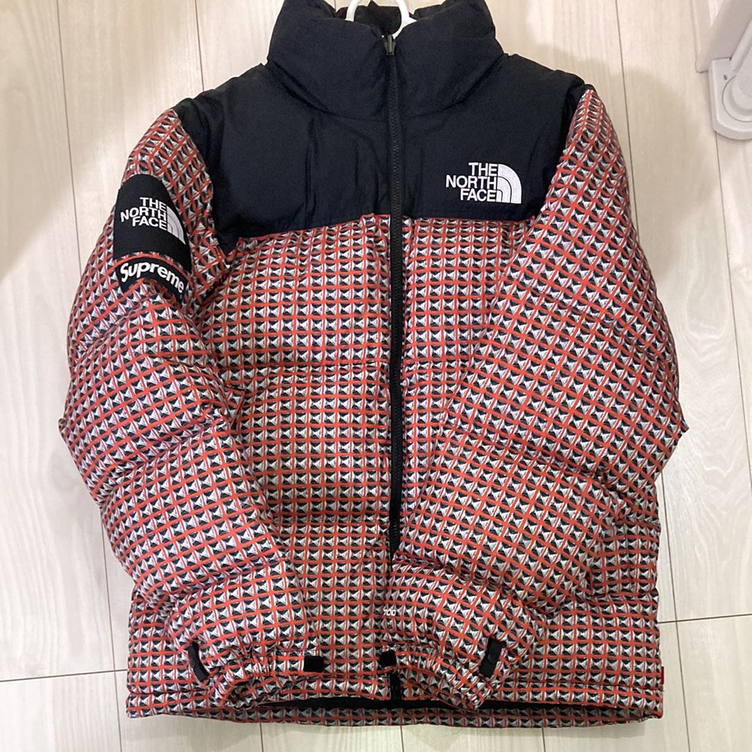 Supreme x The North Face Studded Nuptse Jacket "Red"