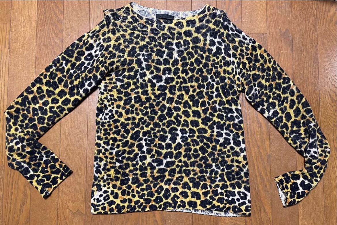 【美品:一度着用のみ】PRADAプラダ(ミュウミュウ)メンズ 豹柄 ヒョウ柄 レオパード 長袖 インナー ニットセーター MADE in ITALY サイズ44