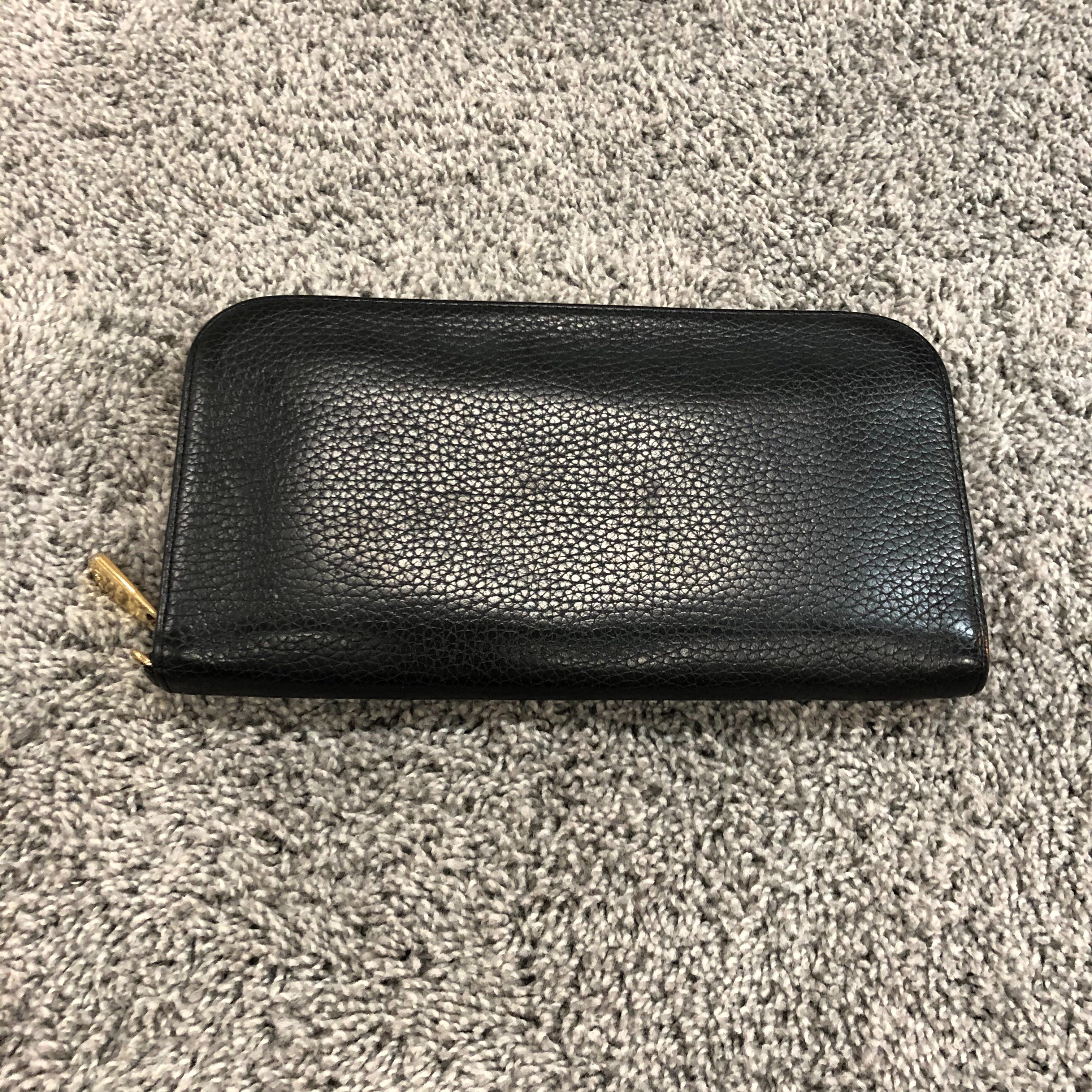 クリスチャン・ディオール 長財布