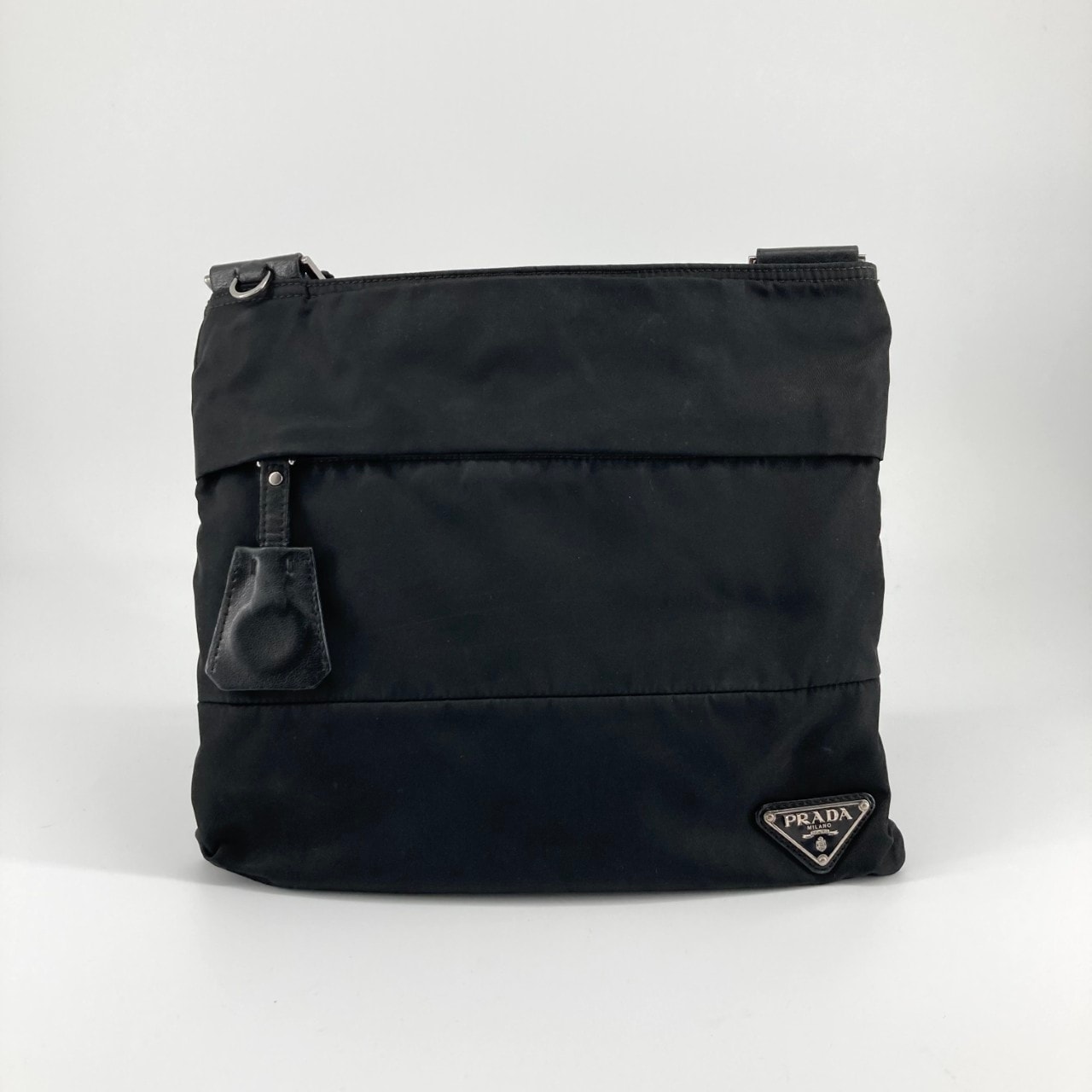PRADA(プラダ) サコッシュ フラット ナイロン BT0741 ショルダーバッグ ブラック