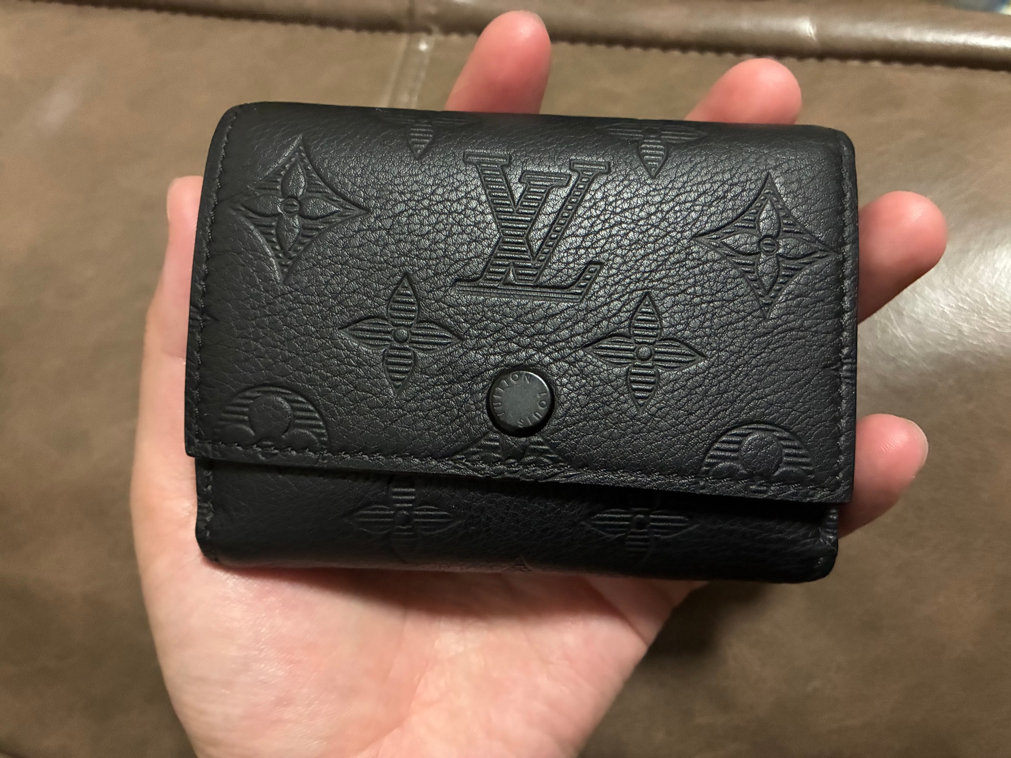 ルイヴィトン シャドウ ヴィクターウォレット 三つ折り財布 黒 美品