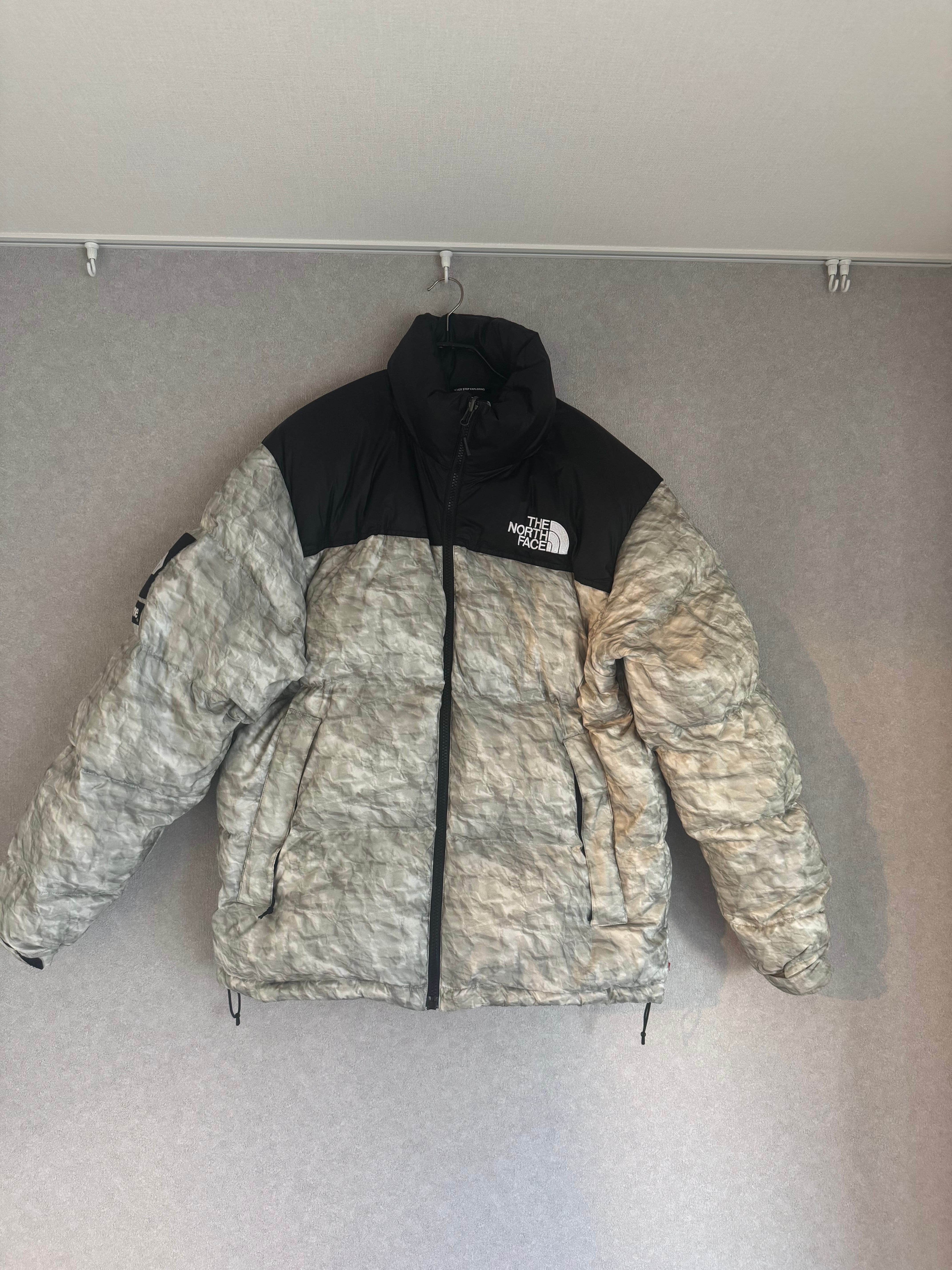 Supreme x The North Face Nuptse Jacket "White Paper Print"