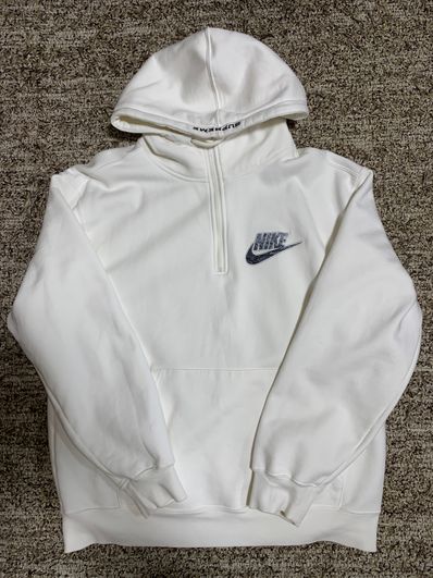 Supreme / Nike® Half Zip Hooded Sweatshirt "White"