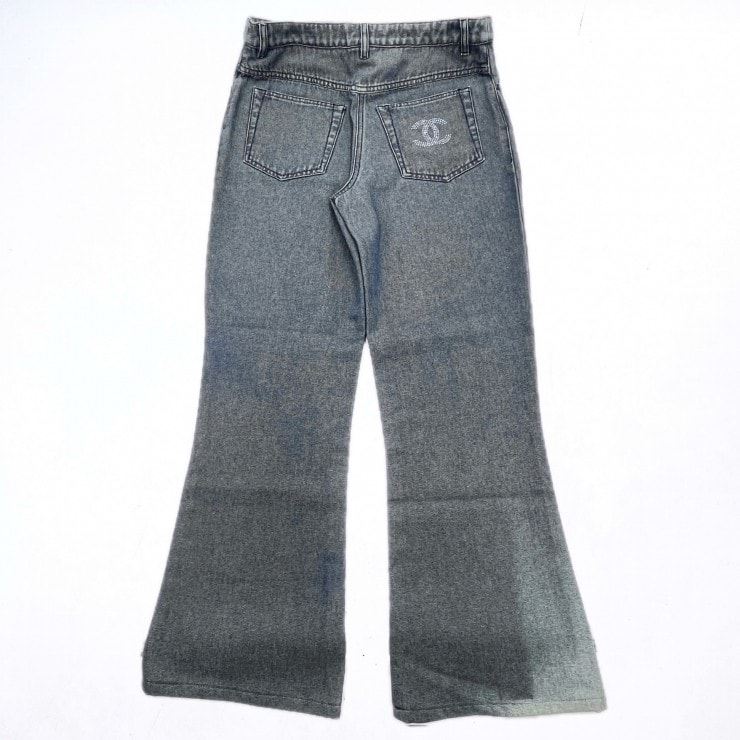 CHANEL(シャネル)デニム フレアパンツ ジーンズ ココマーク ラインストーン ブルー コットン レディース P17258V09672【中古】