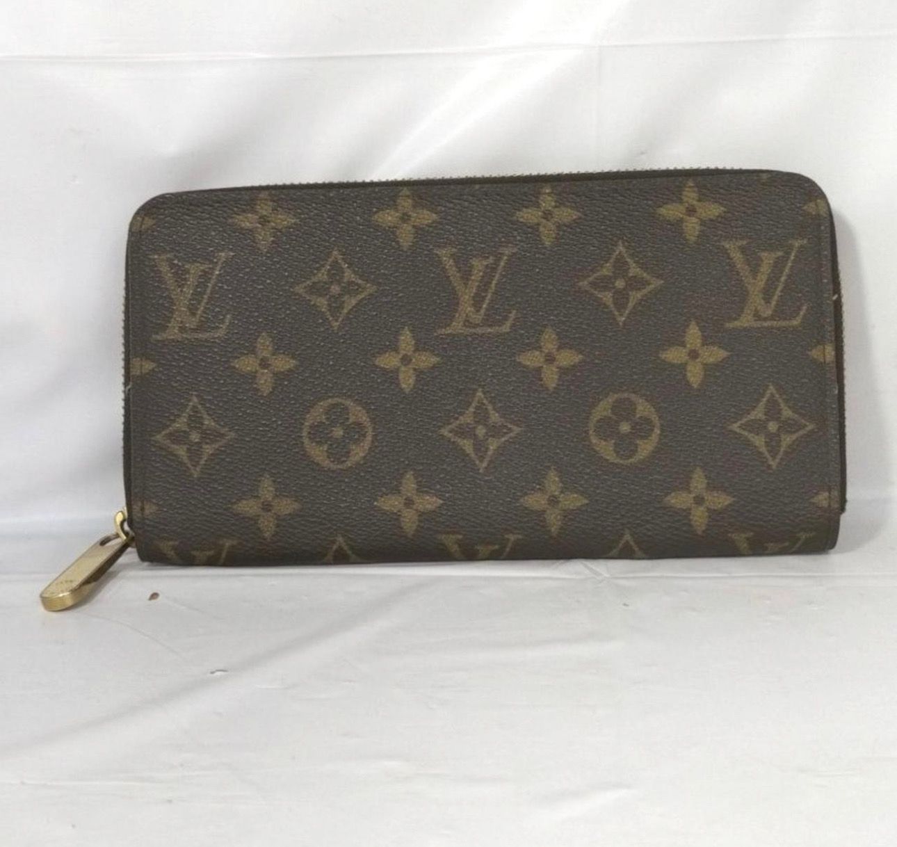 Louis Vuitton Zippy Wallet Monogram