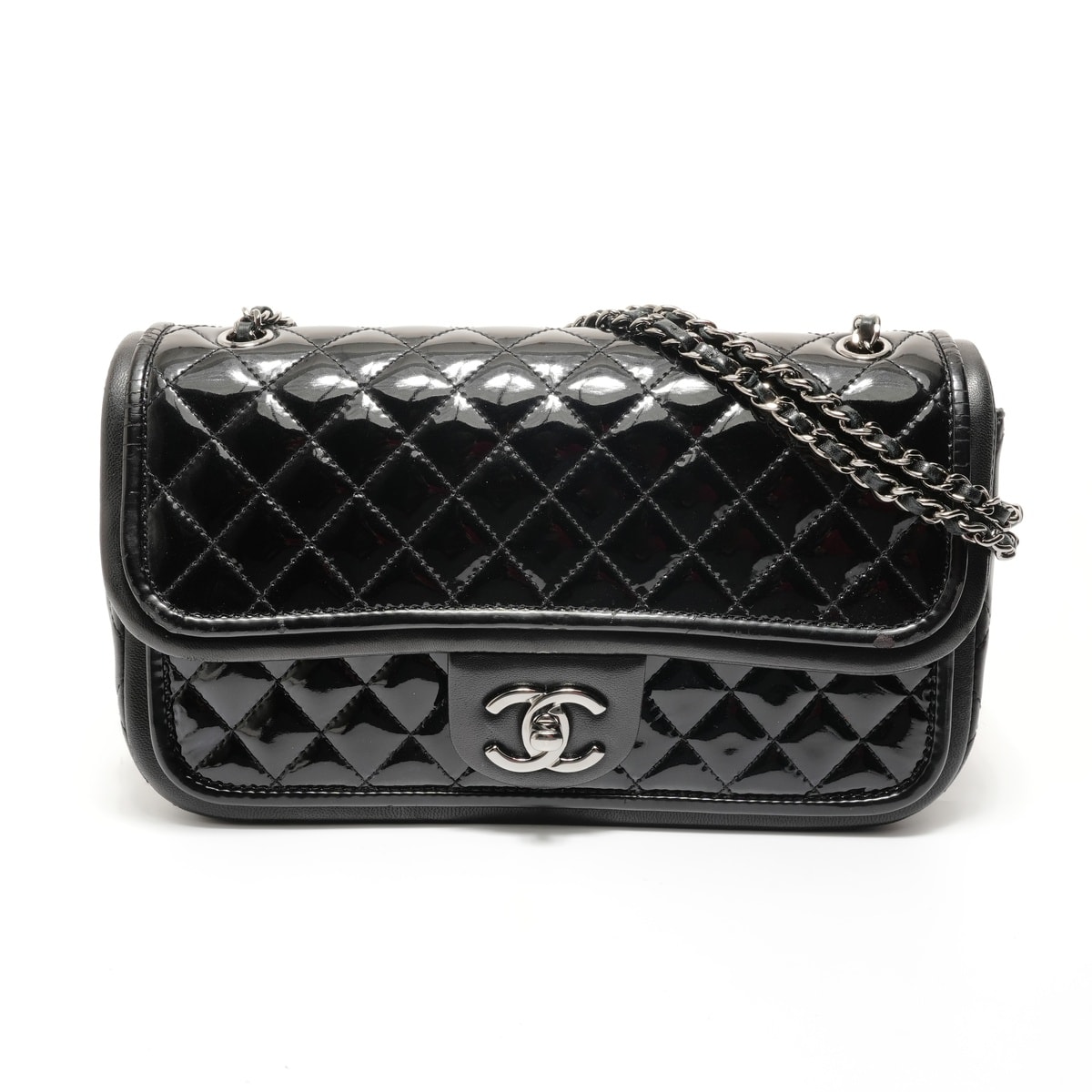 シャネル CHANEL 18番台 2013-2014 パテントレザー シングルフラップマトラッセ ショルダーバッグ【中古】