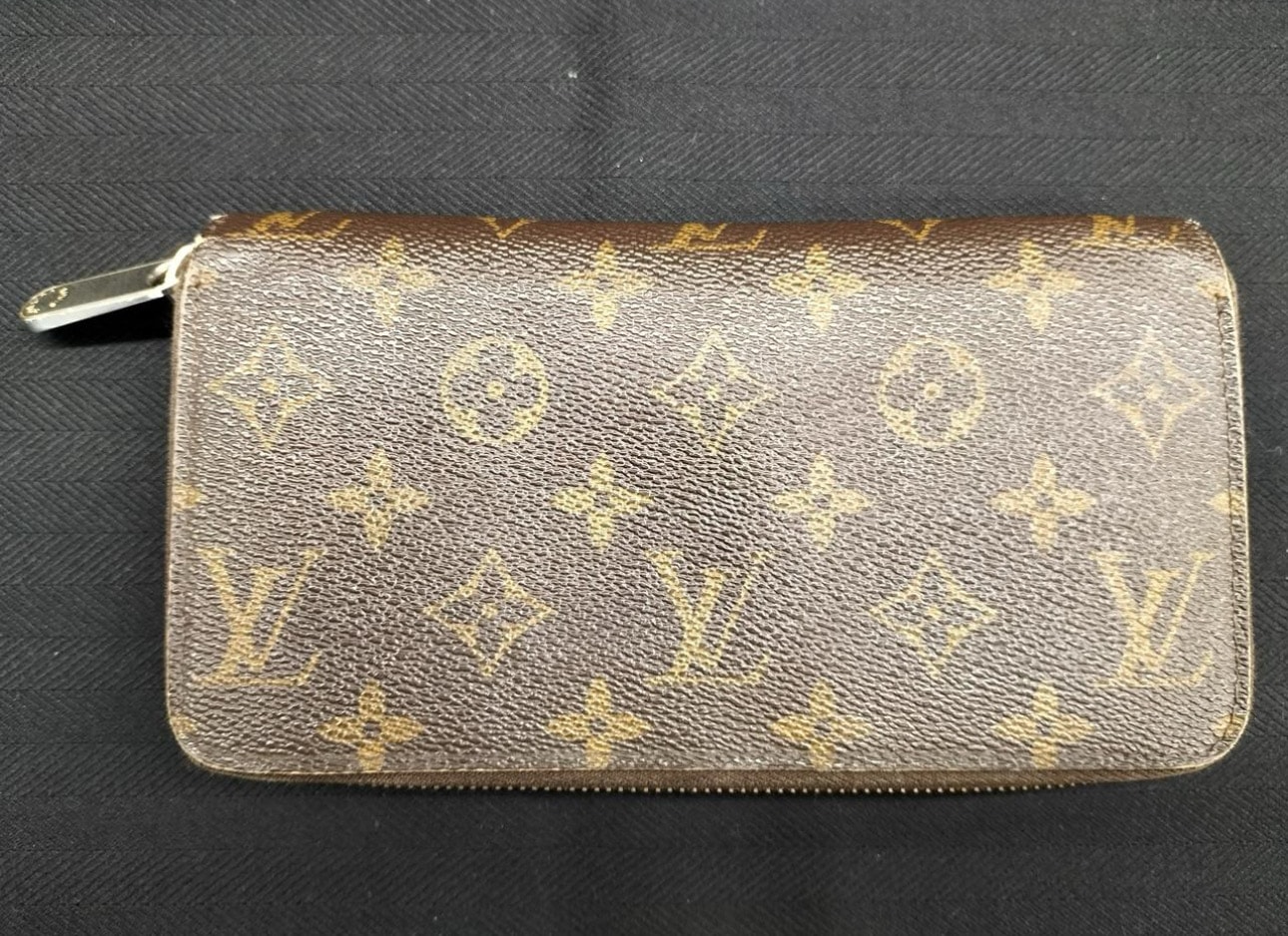 Louis Vuitton Zippy Wallet Monogram