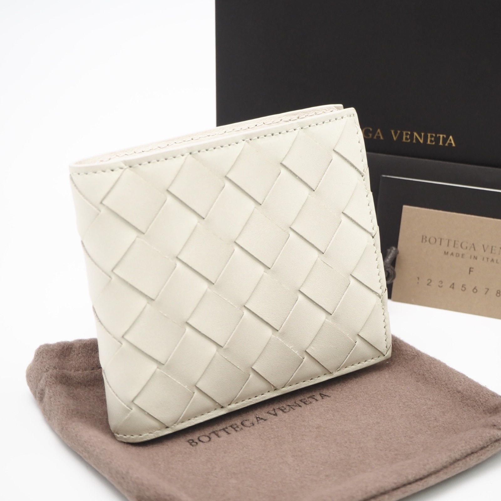 極美品 BOTTEGAVENETA ボッテガヴェネタ イントレチャート中 レザー コンパクトウォレット 605722 二つ折り財布 ホワイト カーフレザー メンズ