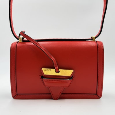 LOEWE(ロエベ)バルセロナ ショルダーバッグ レッド レザー ゴールドトーン金具 斜め掛け レディース スペイン製