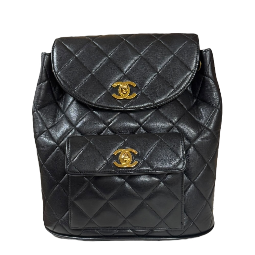 シャネル マトラッセ リュック・デイパック ラムスキン レディース CHANEL  中古