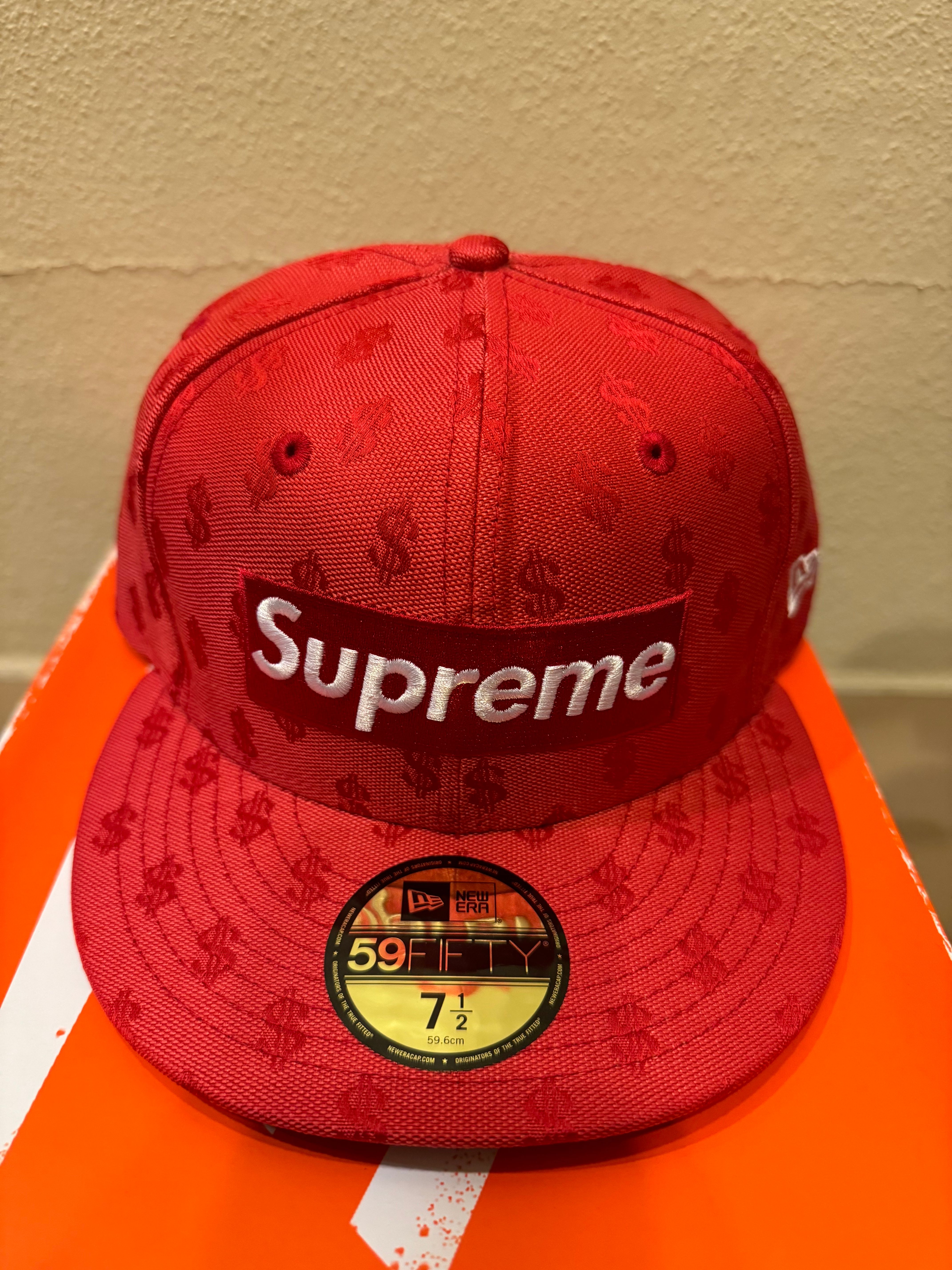 Supreme Monogram Box Logo New Era "Red"