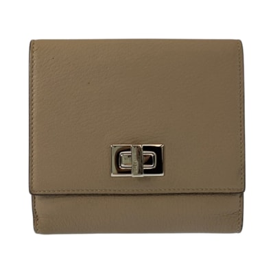美品 FENDI フェンディ セレリア ピーカブー ベージュ シルバー金具 レザー 折財布 コンパクトウォレット 601423 【中古】