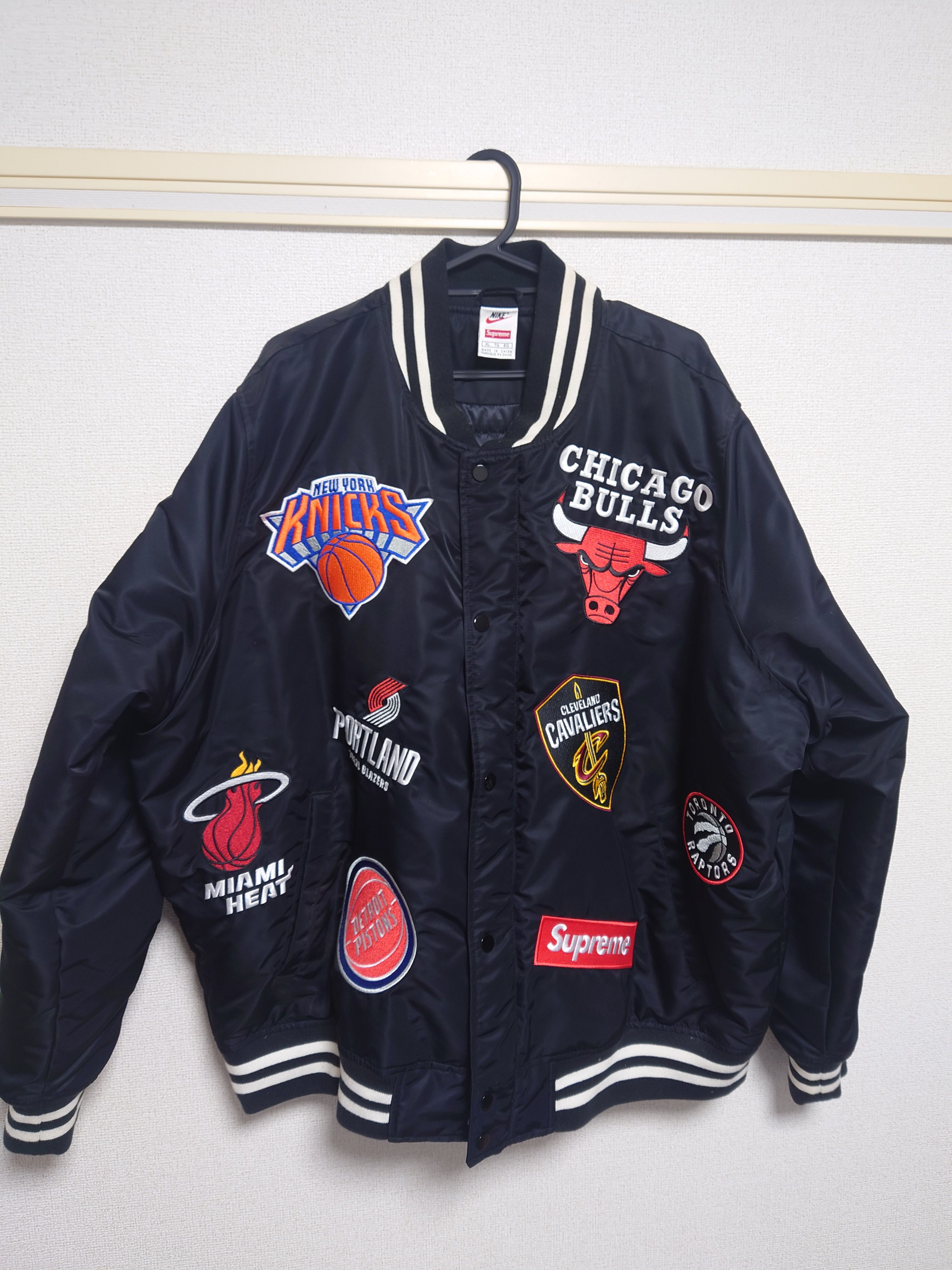 Supreme / Nike®/NBA Teams Warm-Up Jacket "Black"