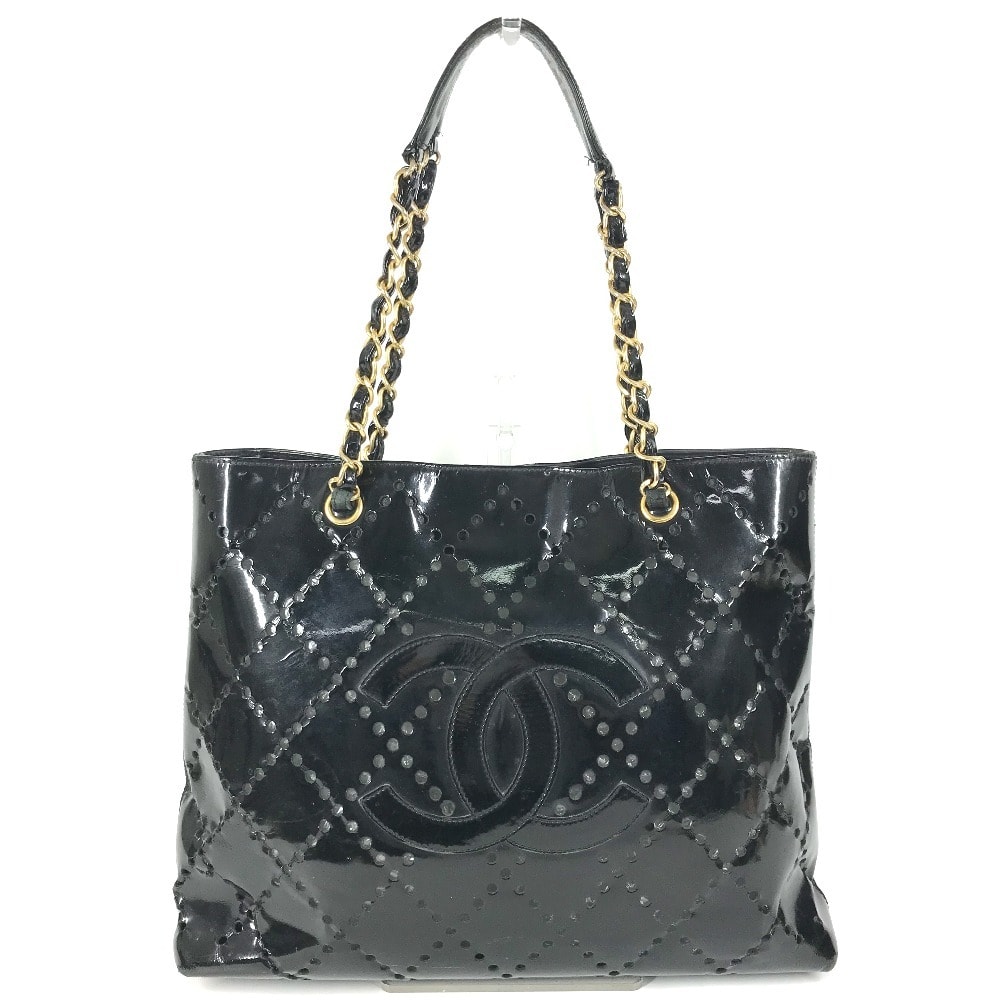 シャネル CHANEL CC ロゴ キルティング ココマーク パンチング チェーンバッグ トートバッグ カバン 肩掛け Wチェーン ショルダーバッグ エナメル ブラック