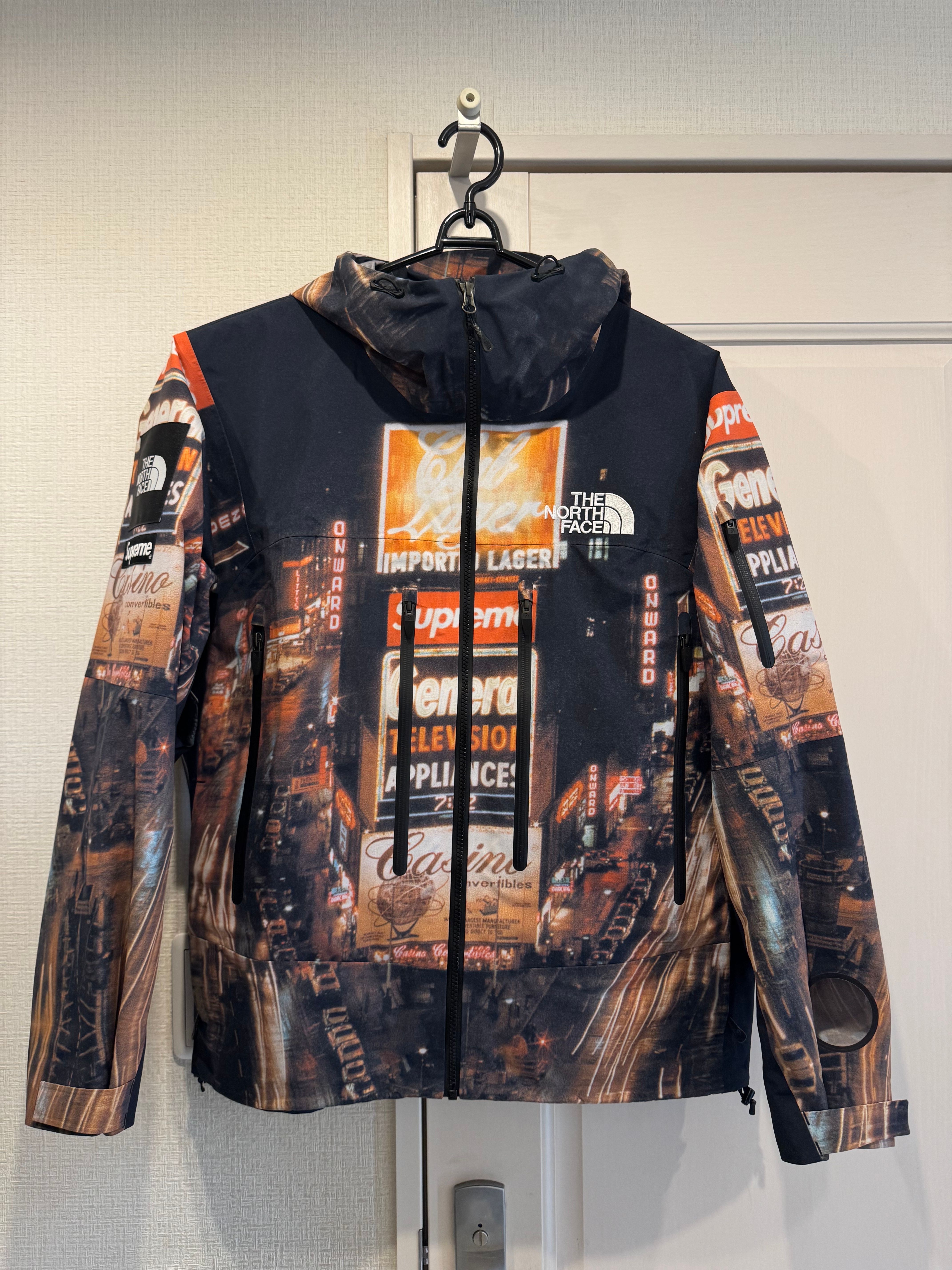 Supreme x The North Face Taped Seam Shell Jacket "Times square" NP52207I x NF0A82RK