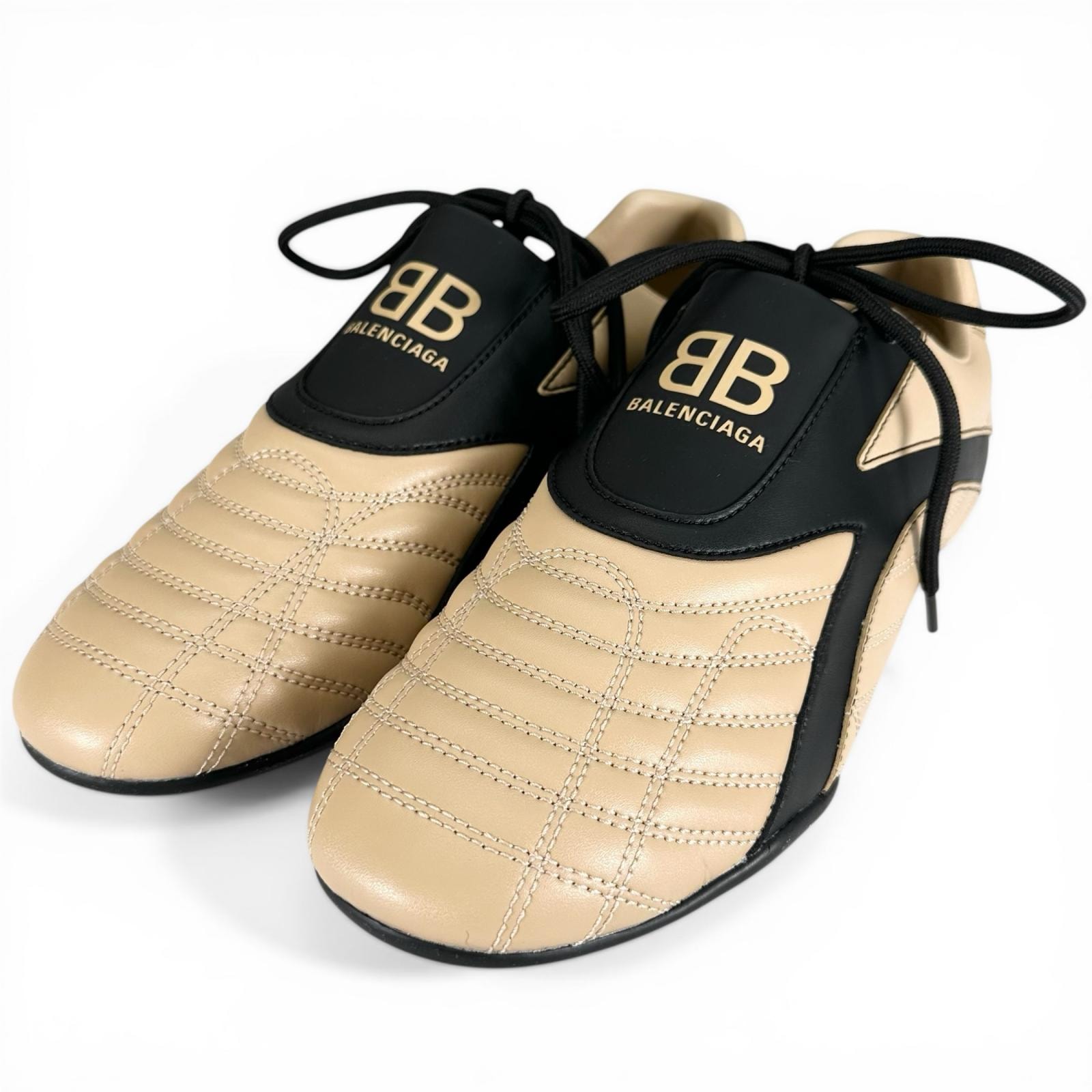 未使用品 バレンシアガ スニーカー ZEN SNEAKER ベージュ メンズ 26cm 617540