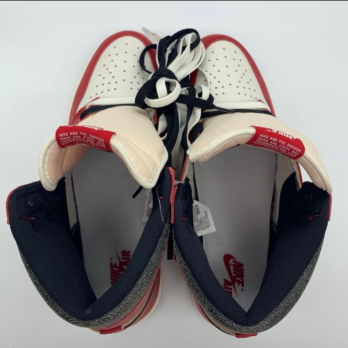 Nike Air Jordan 1 High OG "Lost & Found/Chicago"