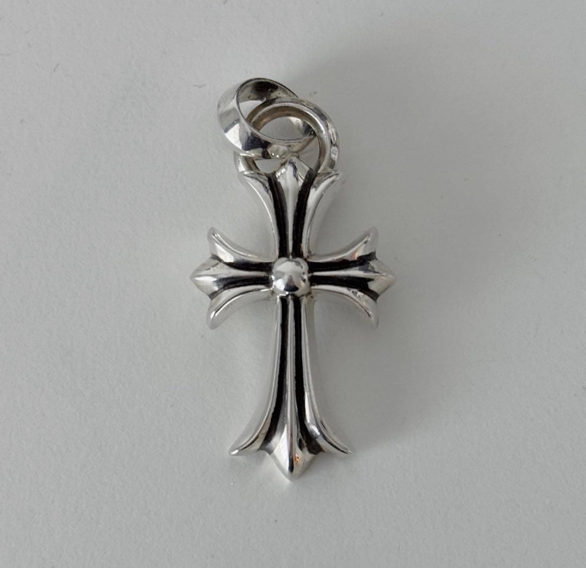 Chrome Hearts CH Cross Small W Bale "Silver"