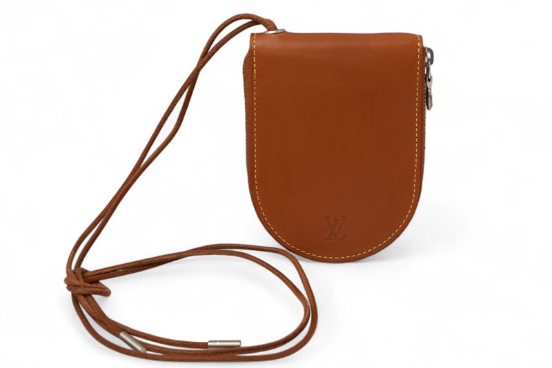 ルイ・ヴィトン ノマド二つ折り財布 ユニセックス