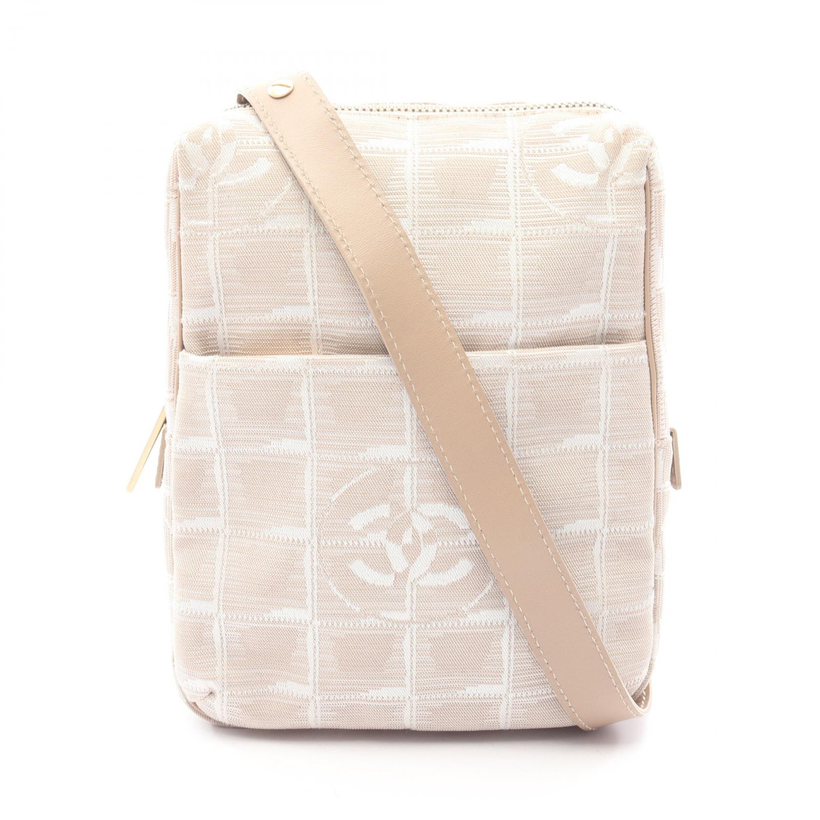 シャネル CHANEL ニュートラベルライン ショルダーバッグ バッグ レザー ナイロンキャンバス レディース ベージュ系 A20513 【中古】