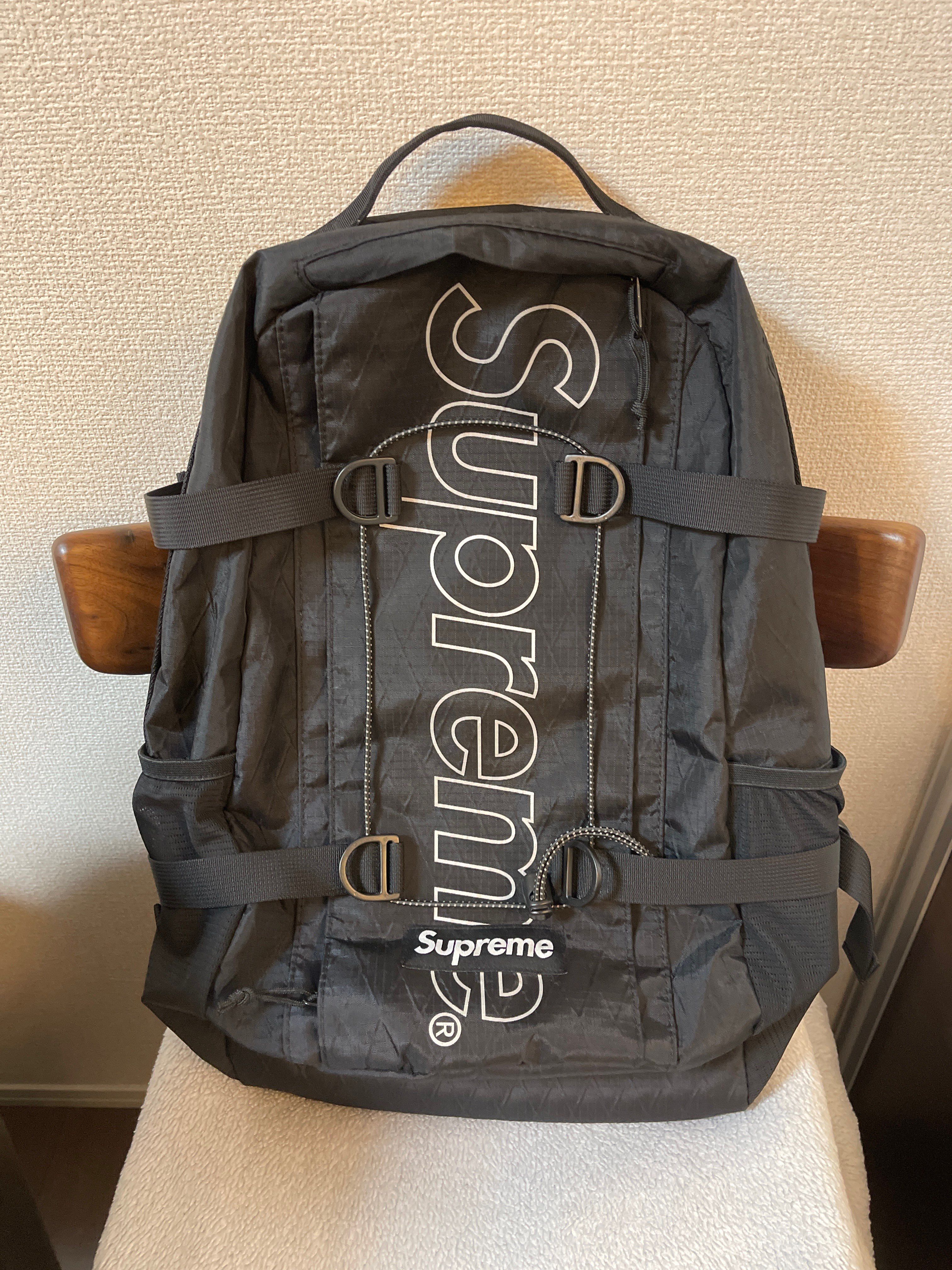 Supreme 18FW Backpack "Black"