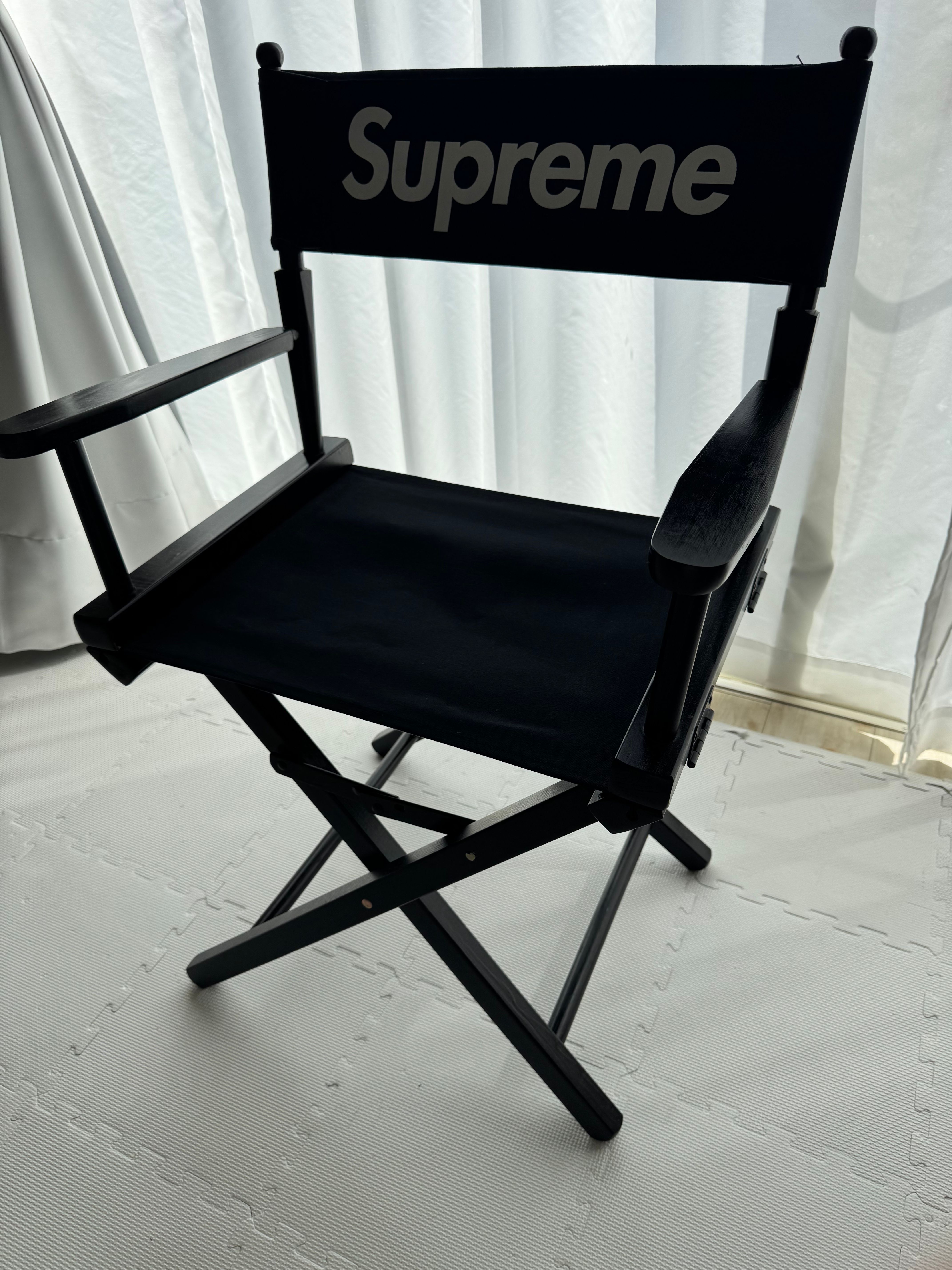 Supreme Director's Chair 
