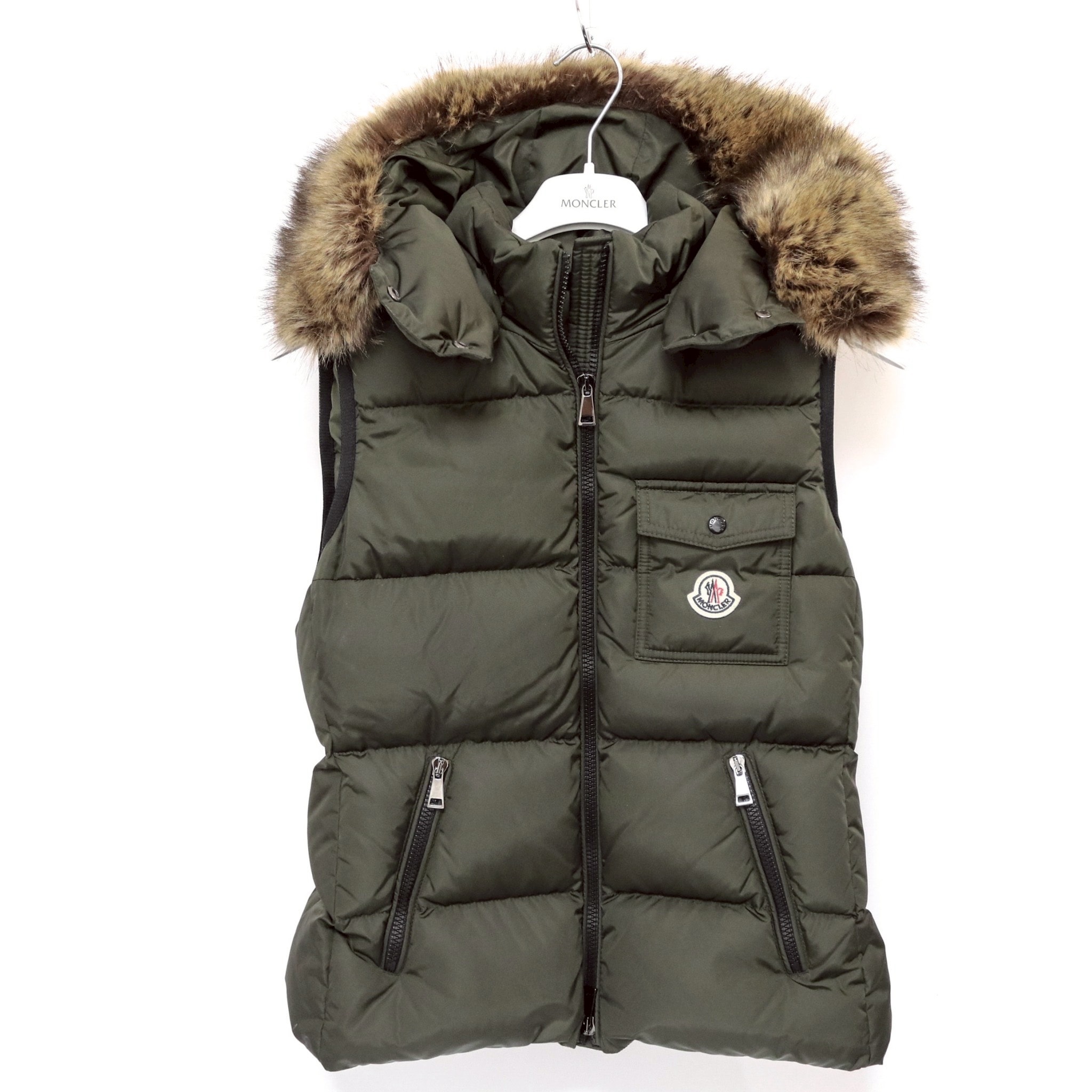 【極美品】モンクレール BAIRON バイロン ダウンベスト カーキ サイズ1