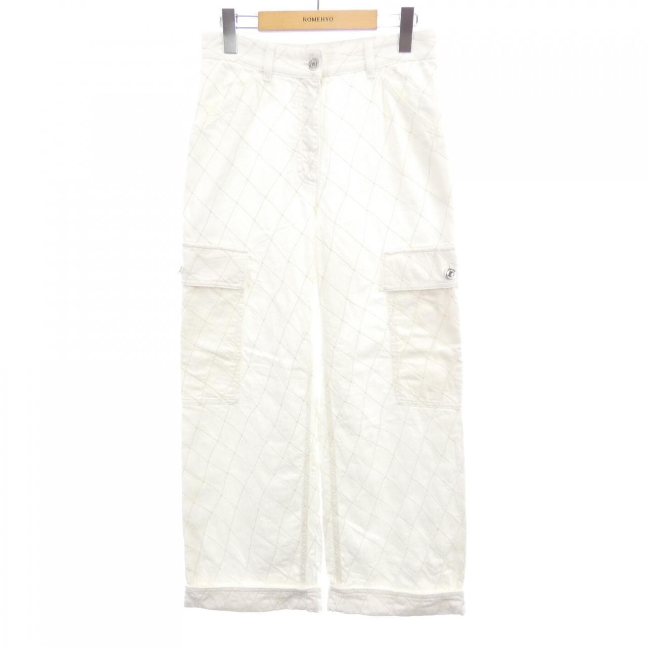 シャネル CHANEL COCO BEACH2026 LOOK31 P81454V73940 ジーンズ