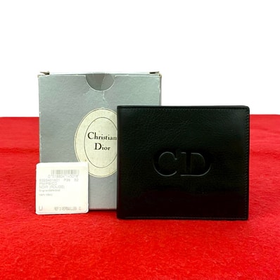 Christian Dior ディオール CD ロゴ レザー 二つ折り財布 ブラック
21689