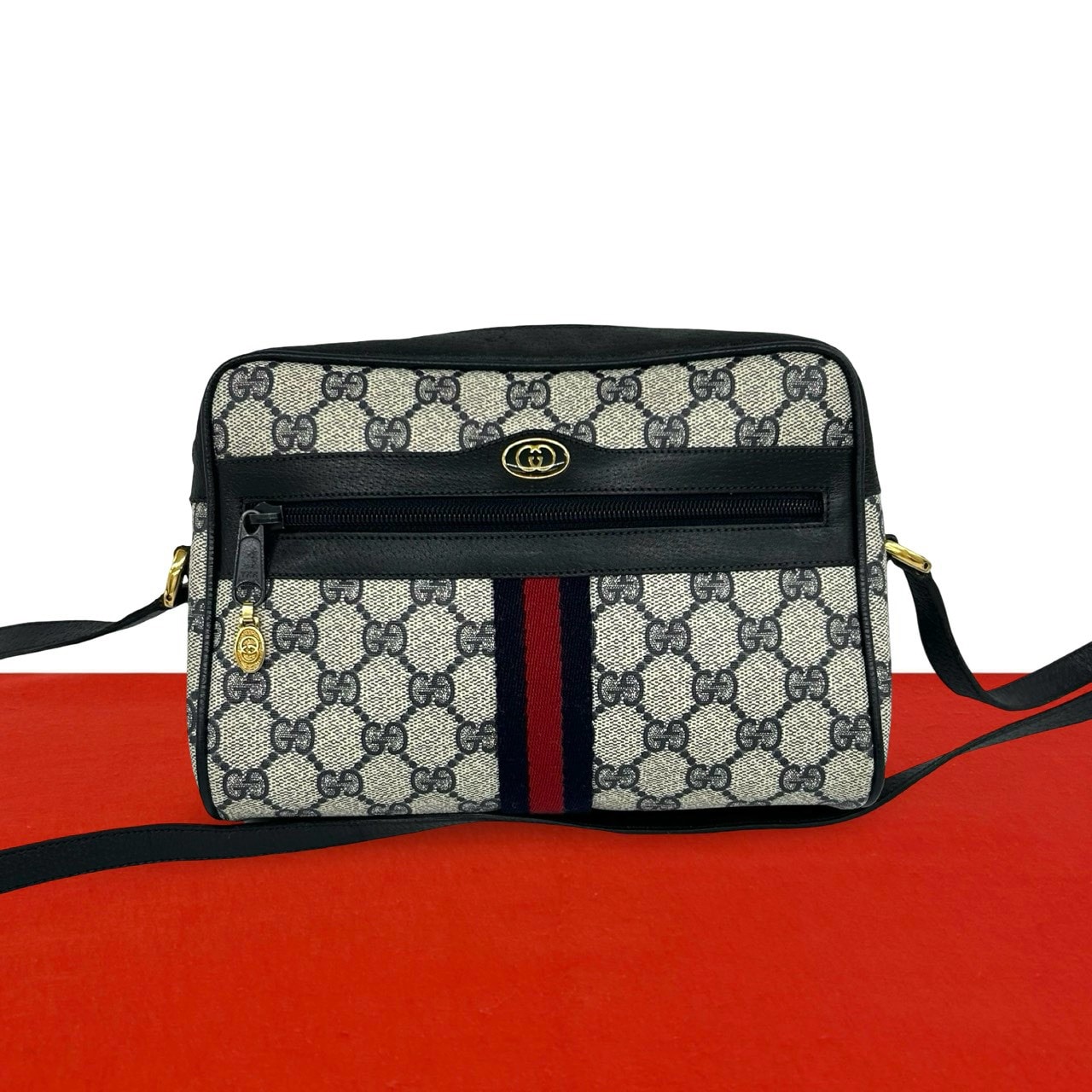 GUCCI グッチ シェリーライン GG 柄 レザー PVC ショルダーバッグ ネイビー
31734