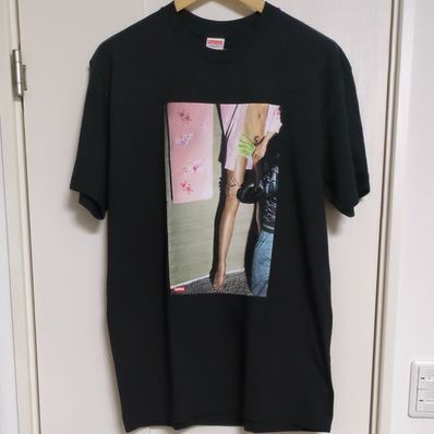 Supreme Model Tee "Black"