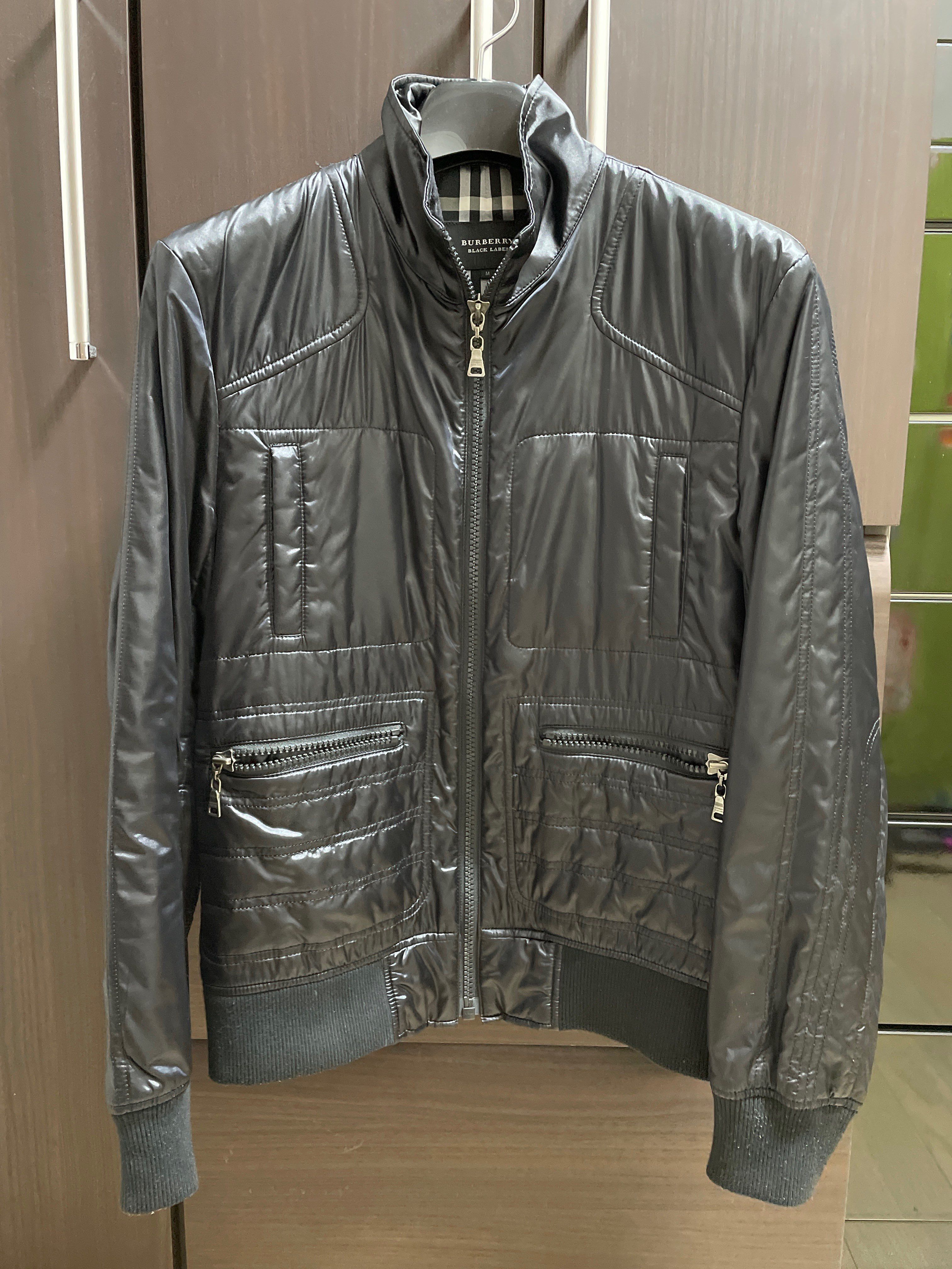 Burberryブルゾン