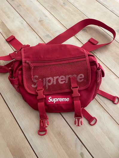 Supreme 20SS Waist Bag Supreme 20SS Waist Bag