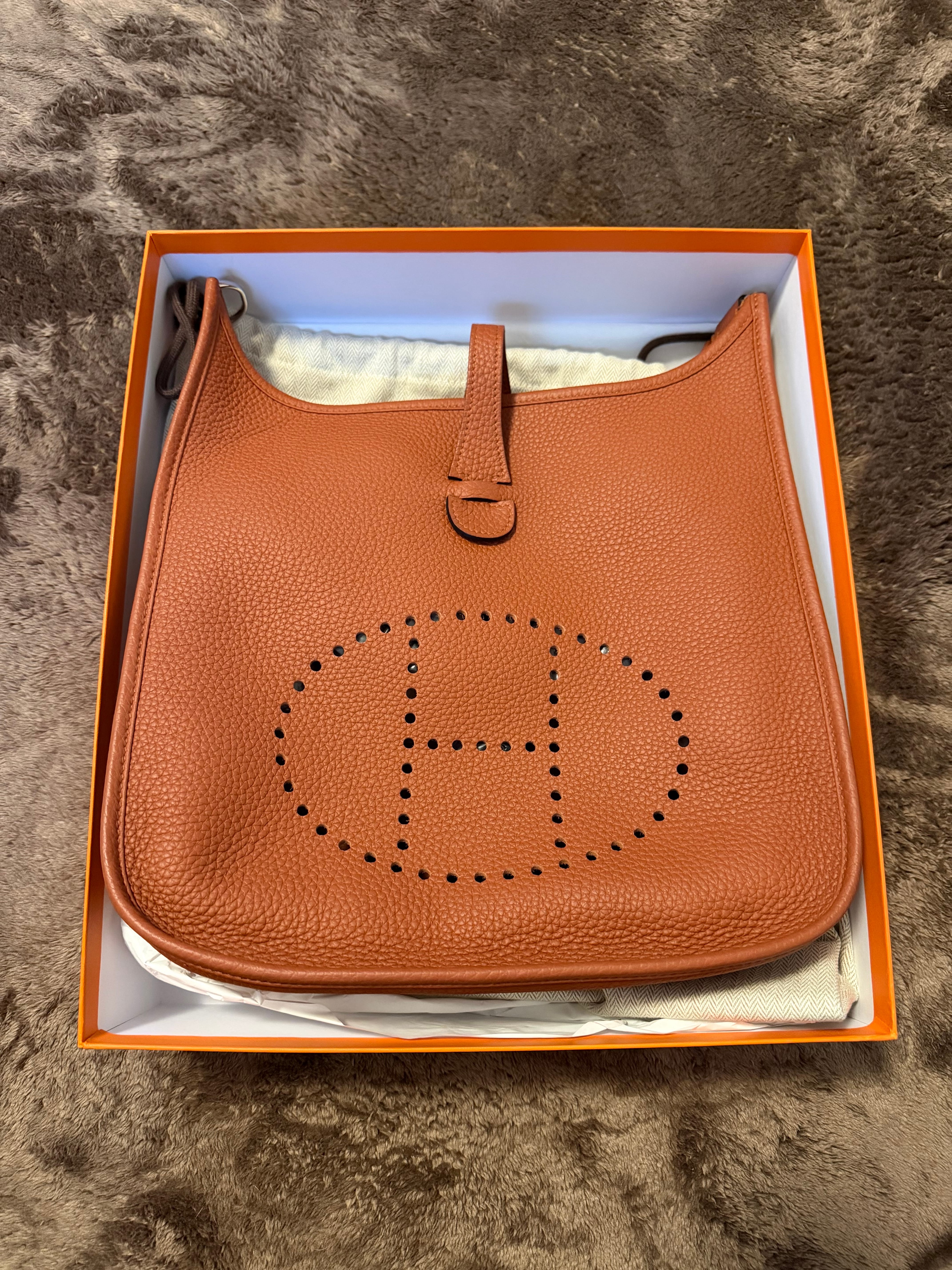 HERMES 3PM 29 