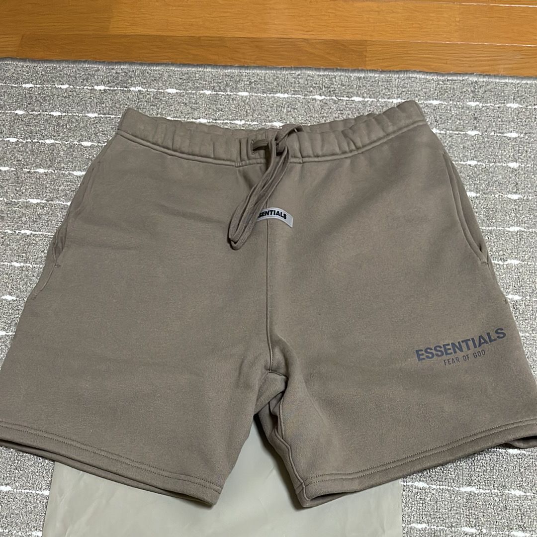 FEAR OF GOD ESSENTIALS Sweatshort "Taupe"