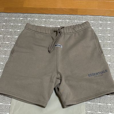FEAR OF GOD ESSENTIALS Sweatshort "Taupe"