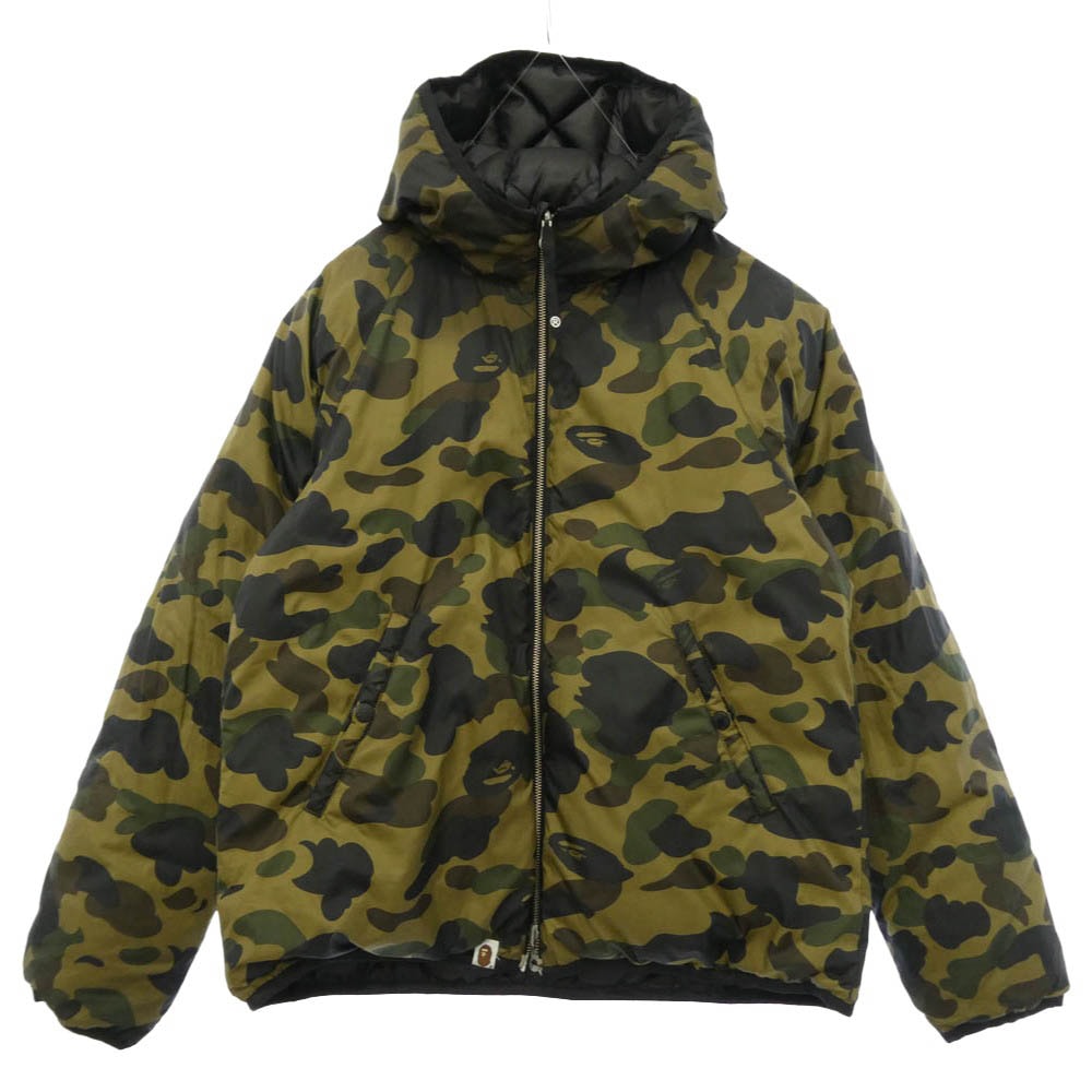 A BATHING APE アベイシングエイプ 1870-141-048 1ST CAMO ファーストカモ ワンポイント レザーパッチ ロゴ リバーシブル グリーンカモ キルティング ダウン ジャケット カモフラ 猿迷彩 グリーン系 L【中古】