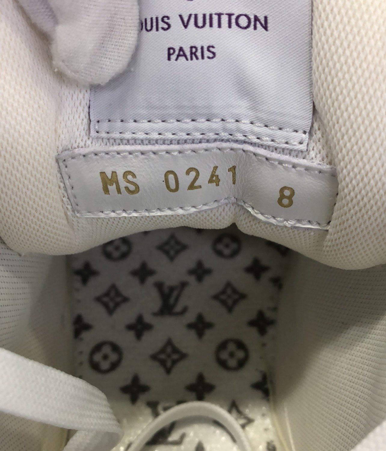 ルイヴィトン スニーカー