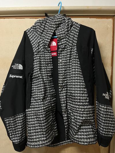 Supreme x The North Face Studded Mountain Light Jacket "Black"