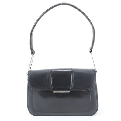 ■美品 ジバンシー フラップショルダーバッグ レザー